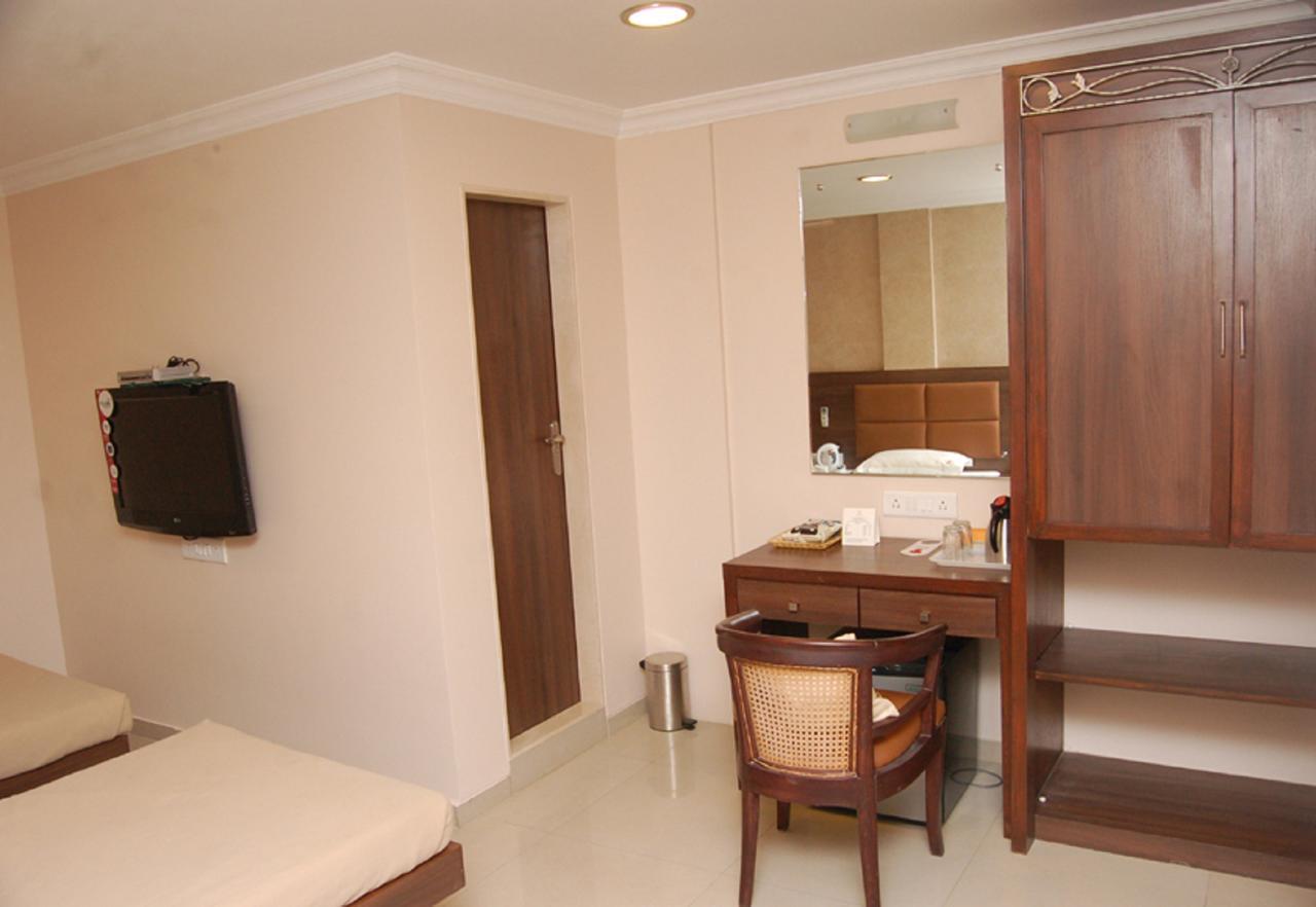 Haredia Hotel Bombay Exterior foto